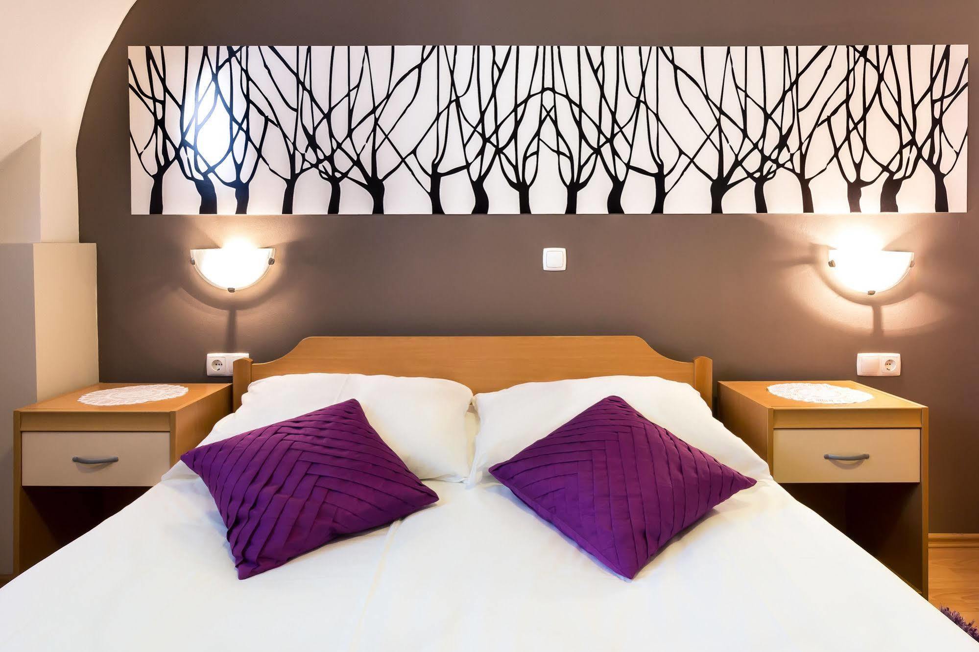 Rooms & Apartments Kepic, Airport Accomodation Cerklje na Gorenjskem Luaran gambar