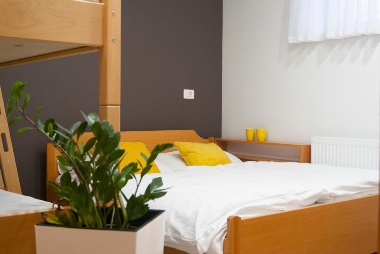 Rooms & Apartments Kepic, Airport Accomodation Cerklje na Gorenjskem Luaran gambar