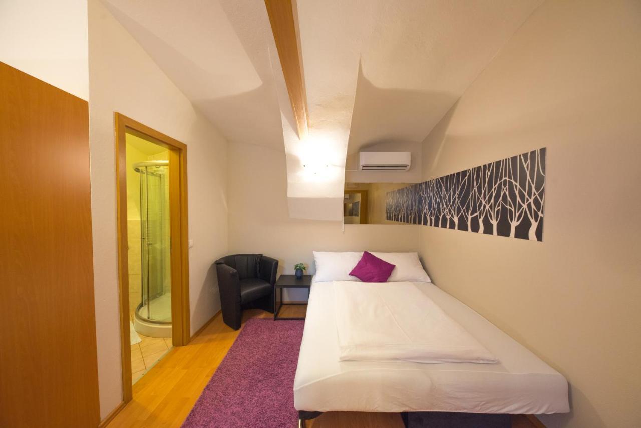 Rooms & Apartments Kepic, Airport Accomodation Cerklje na Gorenjskem Luaran gambar